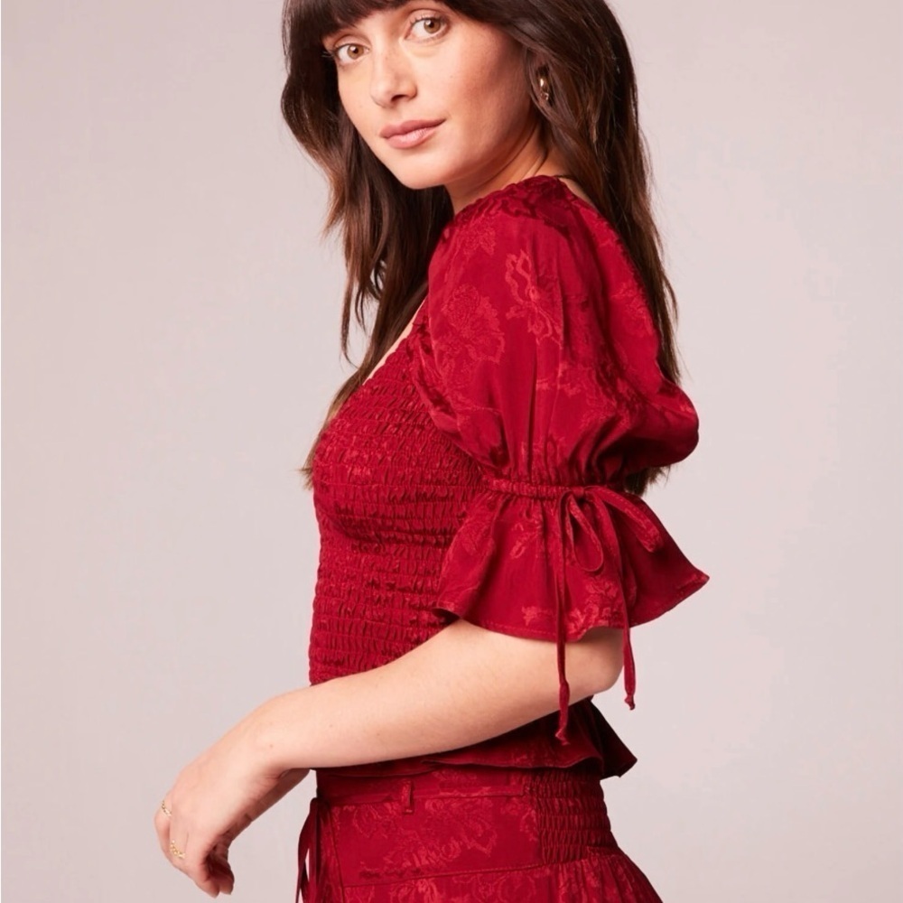NEW Band of the Free Boho Lea Rhubarb Smocked Crop Top Boho Size XS Red Viscose - Picture 3 of 9